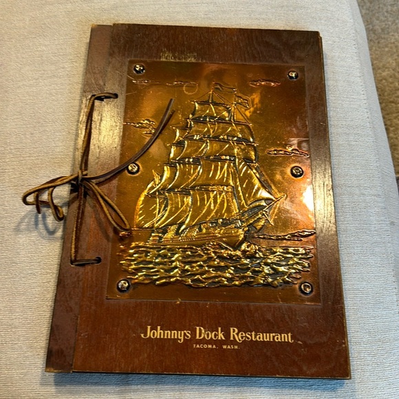 Johnnys  dock restaurant Tacoma, Washington Wood menu vintage - Picture 1 of 11